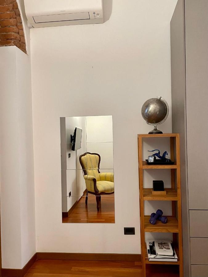 Apartament La Casa Di Ringhiera In Sarpi-Sempione-Moscova Mediolan Zewnętrze zdjęcie